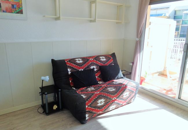 Studio in Sète - 125/ STUDIO CLIMATISE AVEC TERRASSE Studio in Sète - 125/ STUDIO CLIMATISE AVEC TERRASSE