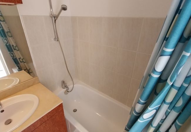 Ferienwohnung in Sète - 233 / T3 AVEC LARGE TERRASSE ET GARAGE Ferienwohnung in Sète - 233 / T3 AVEC LARGE TERRASSE ET GARAGE