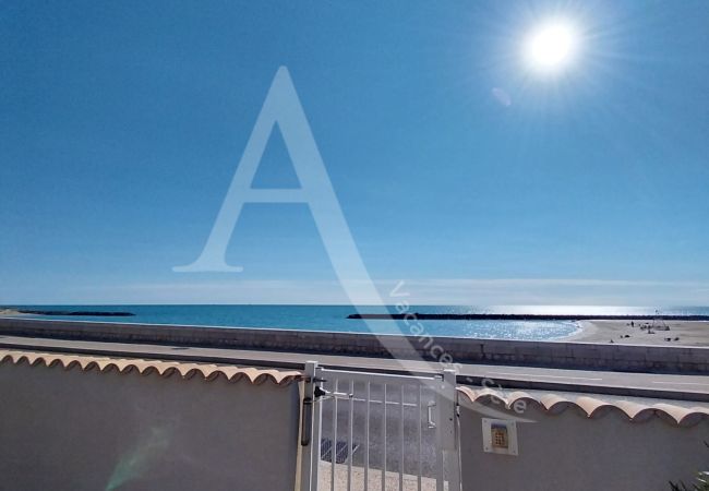 Ferienwohnung in Sète - 248 / T2 VUE MER, PARKING ET TERRASSE Ferienwohnung in Sète - 248 / T2 VUE MER, PARKING ET TERRASSE