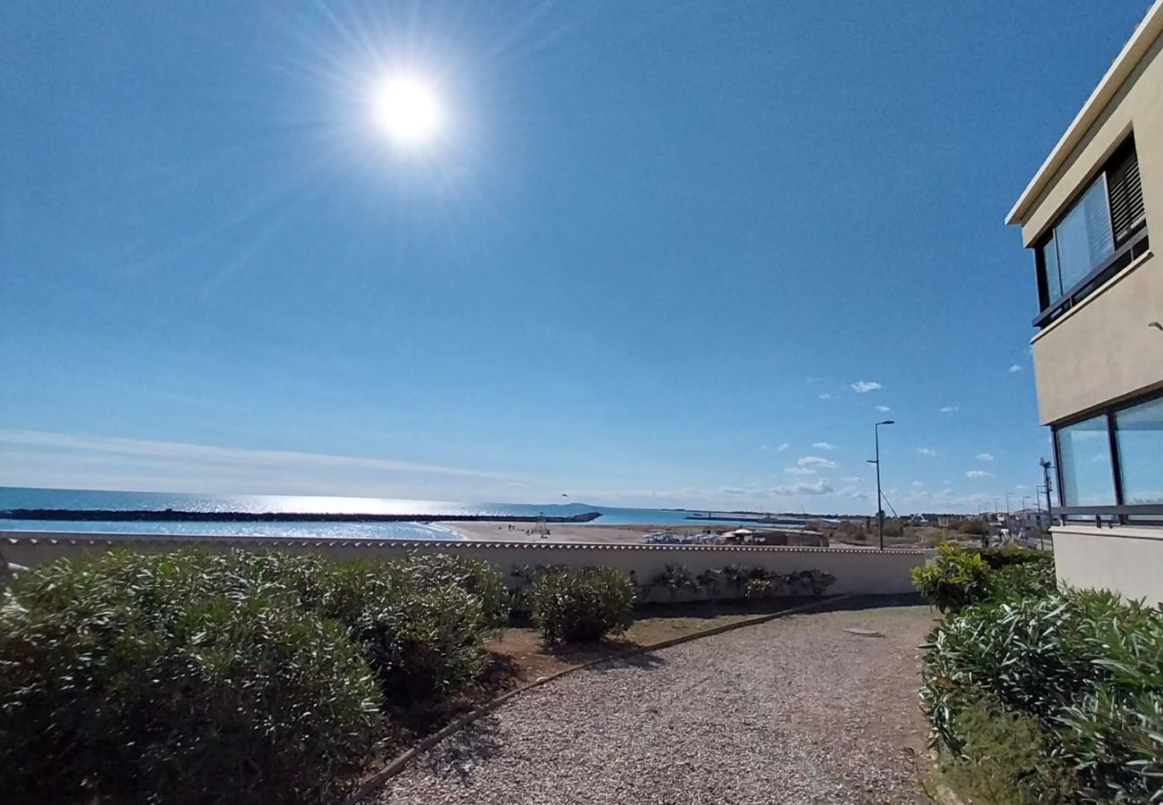 Studio in Sète - 118 / STUDIO AVEC LOGGIA, PARKING ET VUE MER