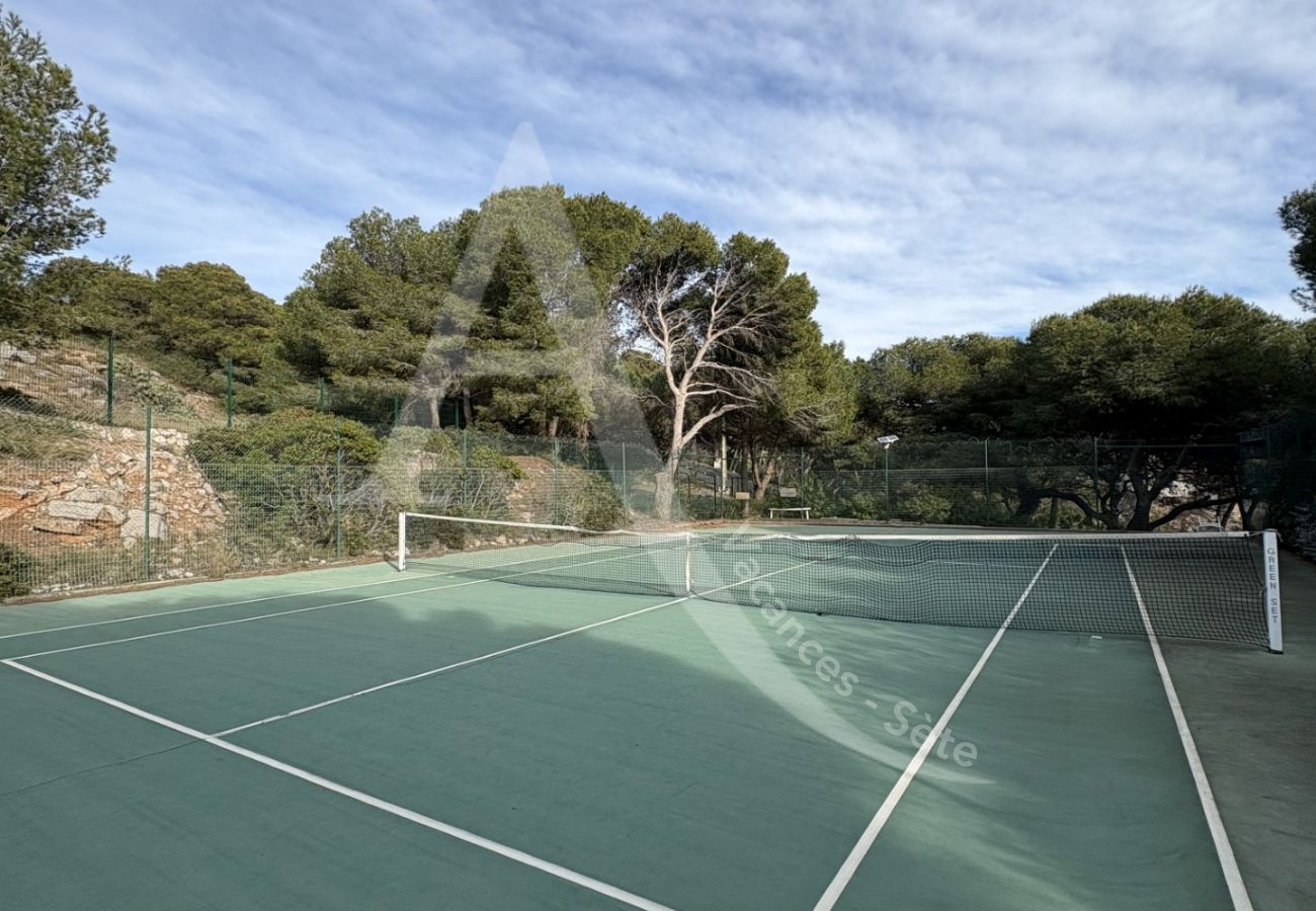 Ferienwohnung in Sète - 045 / T4 AVEC PISCINE, PARKING, CLIM ET WI-FI Ferienwohnung in Sète - 045 / T4 AVEC PISCINE, PARKING, CLIM ET WI-FI