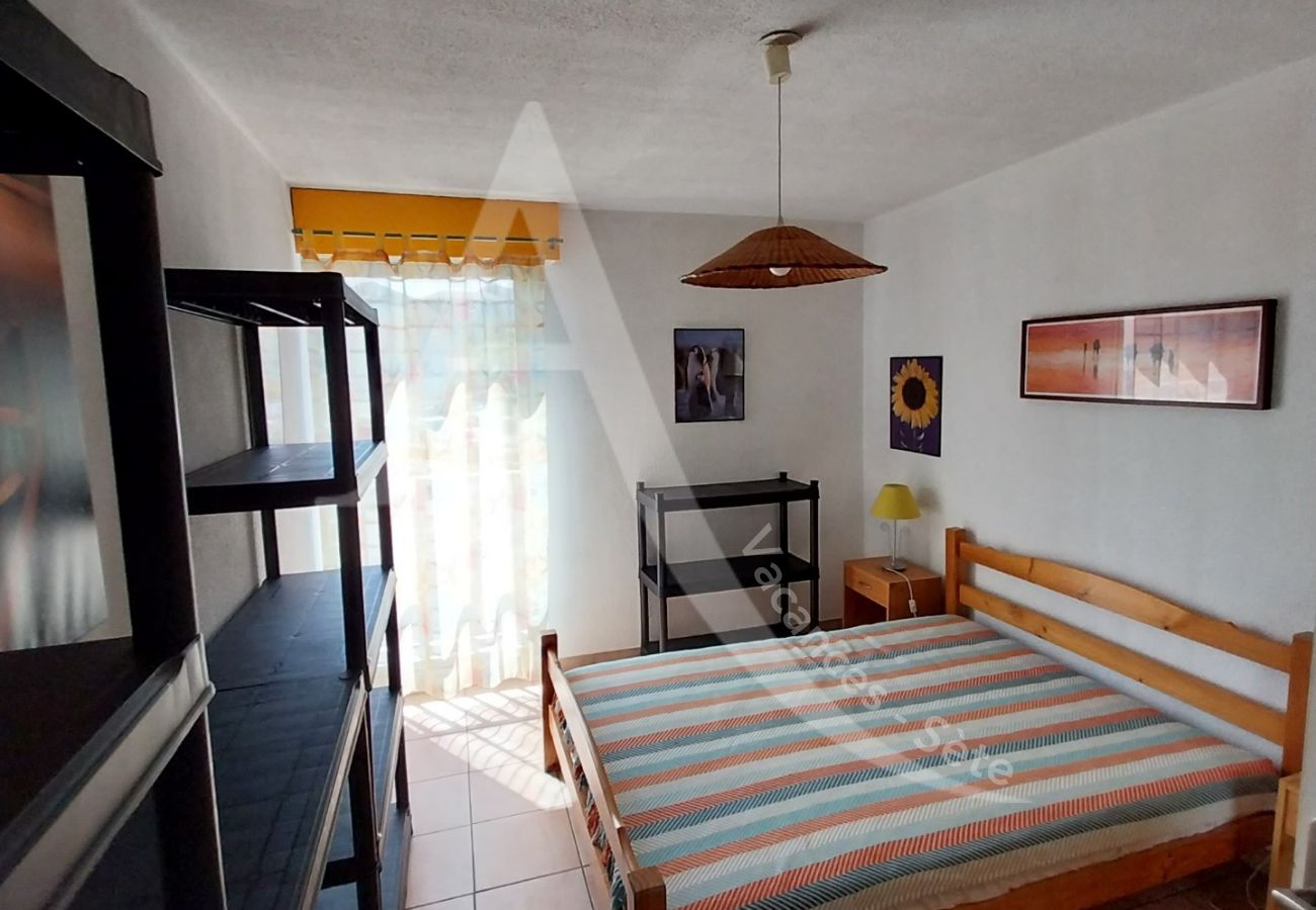 Ferienwohnung in Sète - 021 / T2 VUE MER AVEC WI-FI ET PARKING