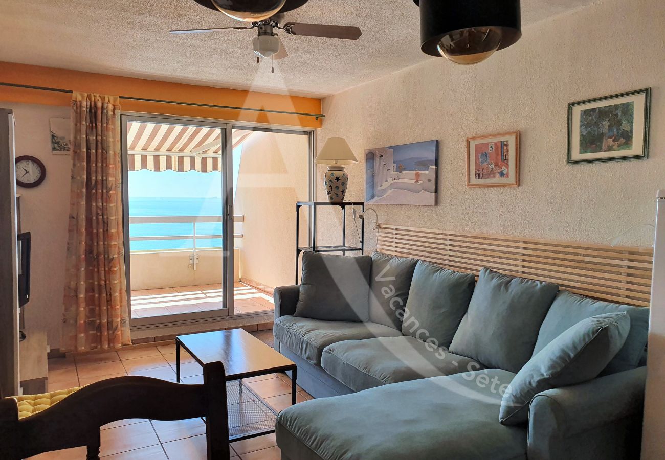 Ferienwohnung in Sète - 021 / T2 VUE MER AVEC WI-FI ET PARKING
