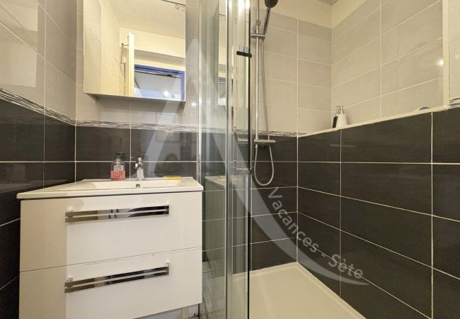Ferienwohnung in Sète - 223 / T2 CLIMATISÉ AVEC PISCINE Ferienwohnung in Sète - 223 / T2 CLIMATISÉ AVEC PISCINE