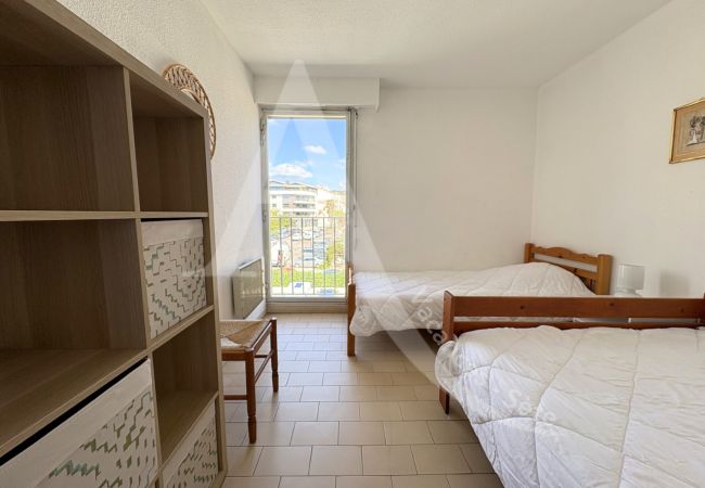 Ferienwohnung in Sète - 087 / T3 VUE MER AVEC PARKING Ferienwohnung in Sète - 087 / T3 VUE MER AVEC PARKING