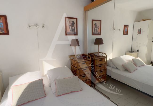 Ferienwohnung in Sète - 106 / T2 VUE MER AVEC PARKING PROCHE PLAGE Ferienwohnung in Sète - 106 / T2 VUE MER AVEC PARKING PROCHE PLAGE