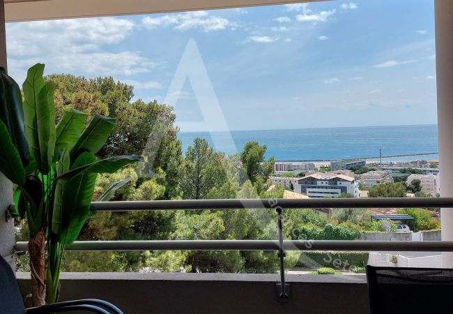 Ferienwohnung in Sète - 355 / T3 VUE MER DEGAGÉE AVEC PISCINE ET GARAGE Ferienwohnung in Sète - 355 / T3 VUE MER DEGAGÉE AVEC PISCINE ET GARAGE
