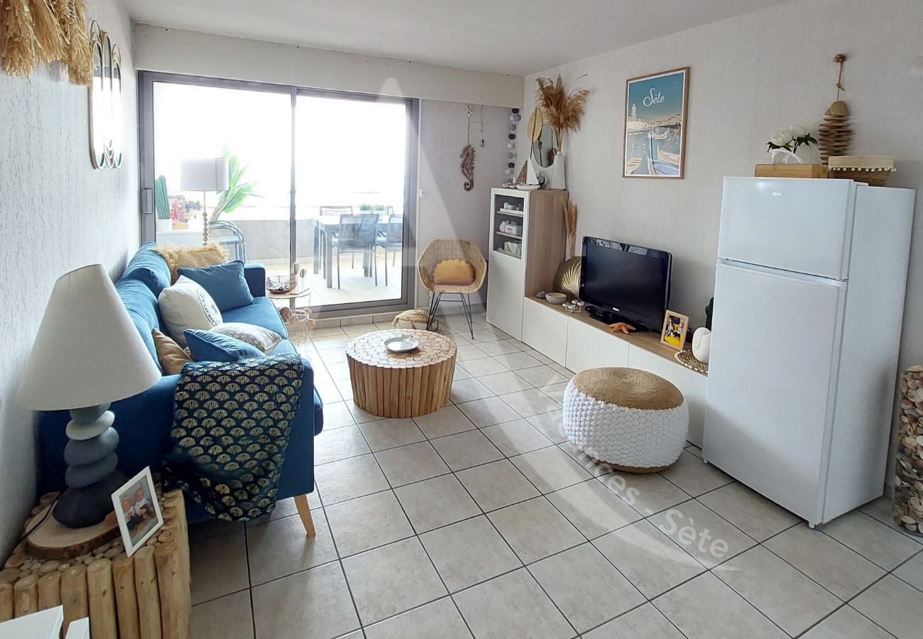 Ferienwohnung in Sète - 355 / T3 VUE MER DEGAGÉE AVEC PISCINE ET GARAGE Ferienwohnung in Sète - 355 / T3 VUE MER DEGAGÉE AVEC PISCINE ET GARAGE