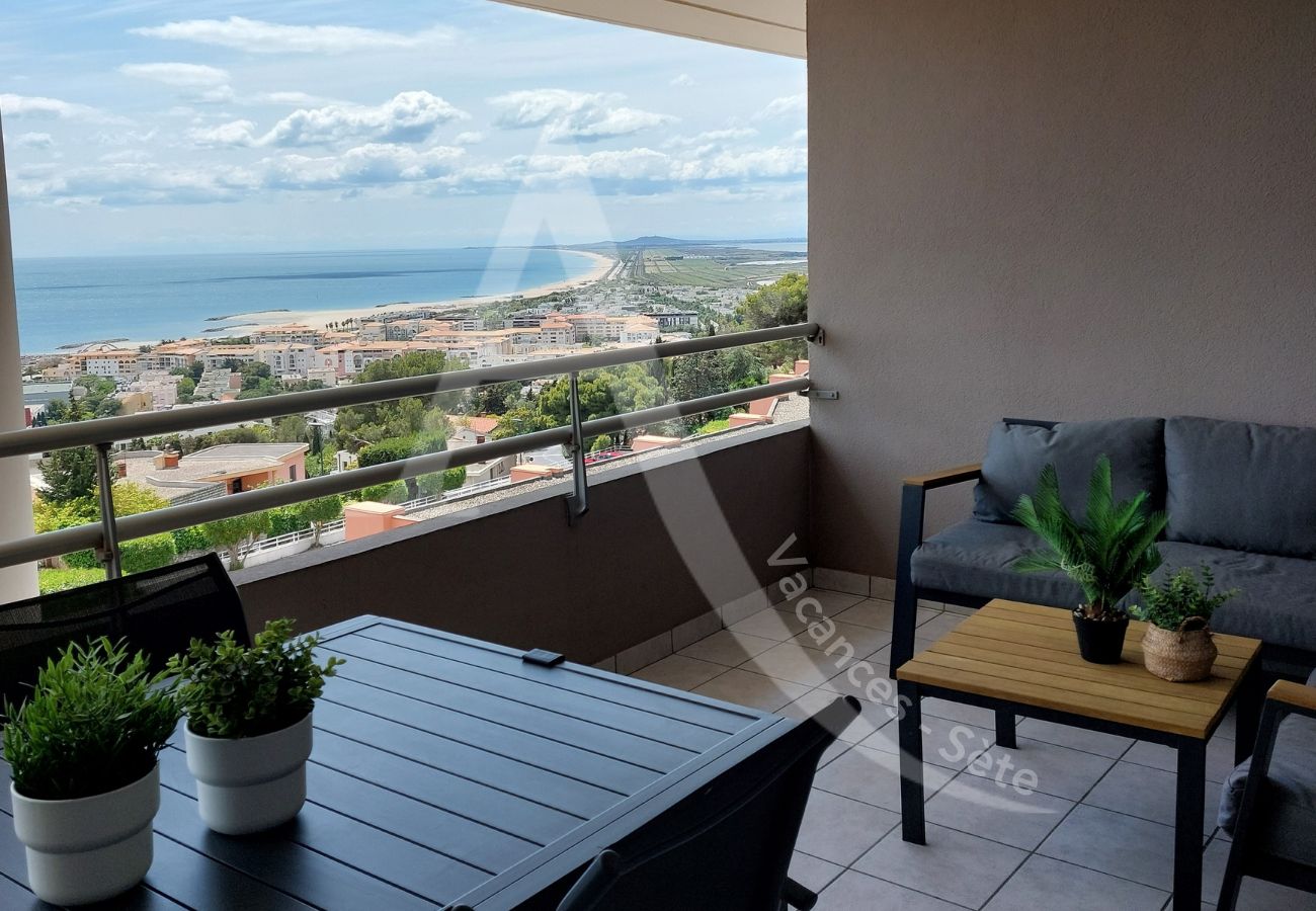 Ferienwohnung in Sète - 355 / T3 VUE MER DEGAGÉE AVEC PISCINE ET GARAGE Ferienwohnung in Sète - 355 / T3 VUE MER DEGAGÉE AVEC PISCINE ET GARAGE