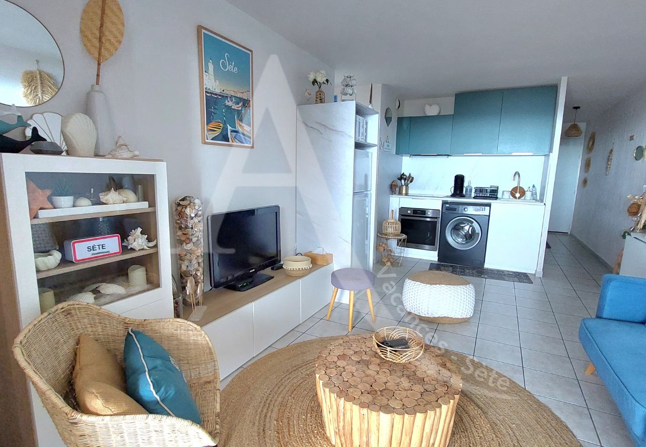 Ferienwohnung in Sète - 355 / T3 VUE MER DEGAGÉE AVEC PISCINE ET GARAGE Ferienwohnung in Sète - 355 / T3 VUE MER DEGAGÉE AVEC PISCINE ET GARAGE