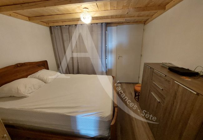 Ferienwohnung in Sète - 079 / T2 EN REZ-DE-JARDIN AVEC PARKING ET WI-FI Ferienwohnung in Sète - 079 / T2 EN REZ-DE-JARDIN AVEC PARKING ET WI-FI