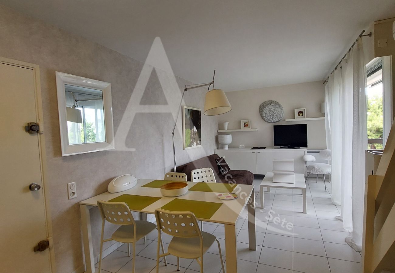 Ferienwohnung in Sète - 098/T2 DUPLEX, 2 TERRASSES, CLIM ET PARKING Ferienwohnung in Sète - 098/T2 DUPLEX, 2 TERRASSES, CLIM ET PARKING