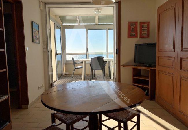 Ferienwohnung in Sète - 492 / T2 VUE MER AVEC PARKING ET WI-FI Ferienwohnung in Sète - 492 / T2 VUE MER AVEC PARKING ET WI-FI