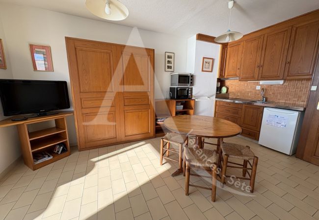Ferienwohnung in Sète - 492 / T2 VUE MER AVEC PARKING ET WI-FI Ferienwohnung in Sète - 492 / T2 VUE MER AVEC PARKING ET WI-FI