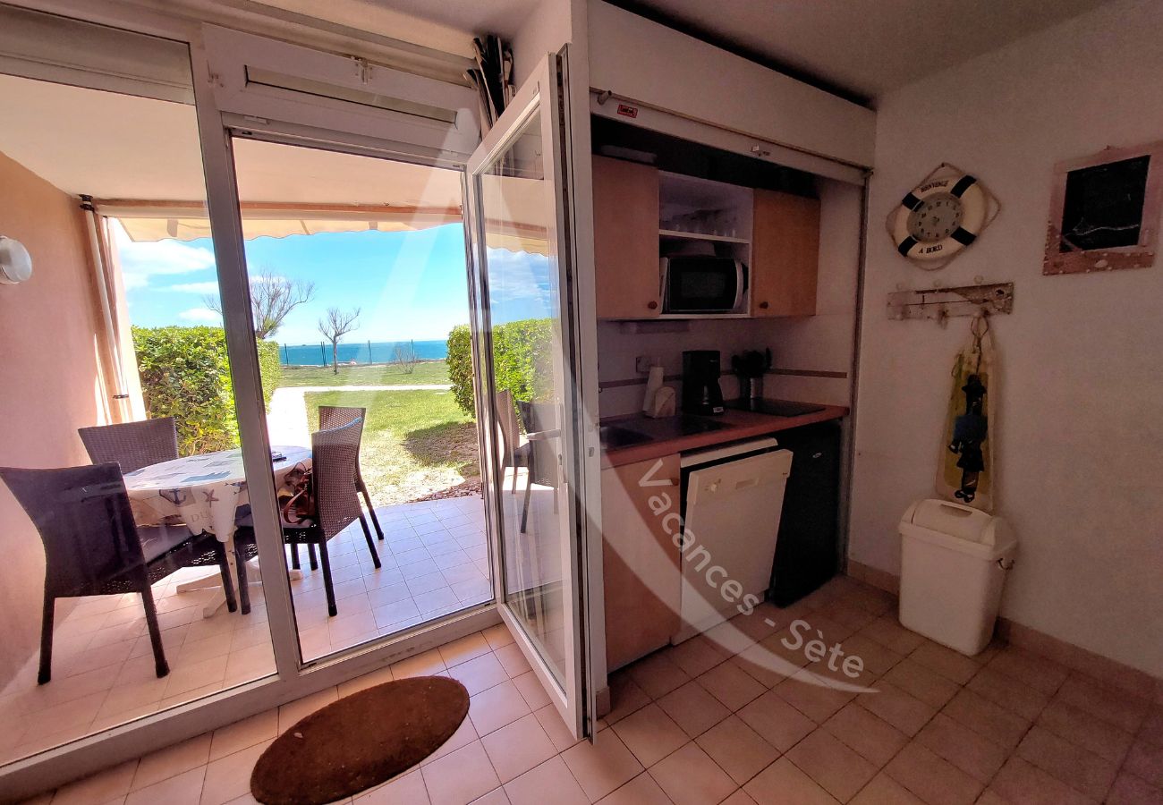 Studio in Sète - 026 / STUDIO AVEC PARKING, WI-FI ET PISCINE Studio in Sète - 026 / STUDIO AVEC PARKING, WI-FI ET PISCINE