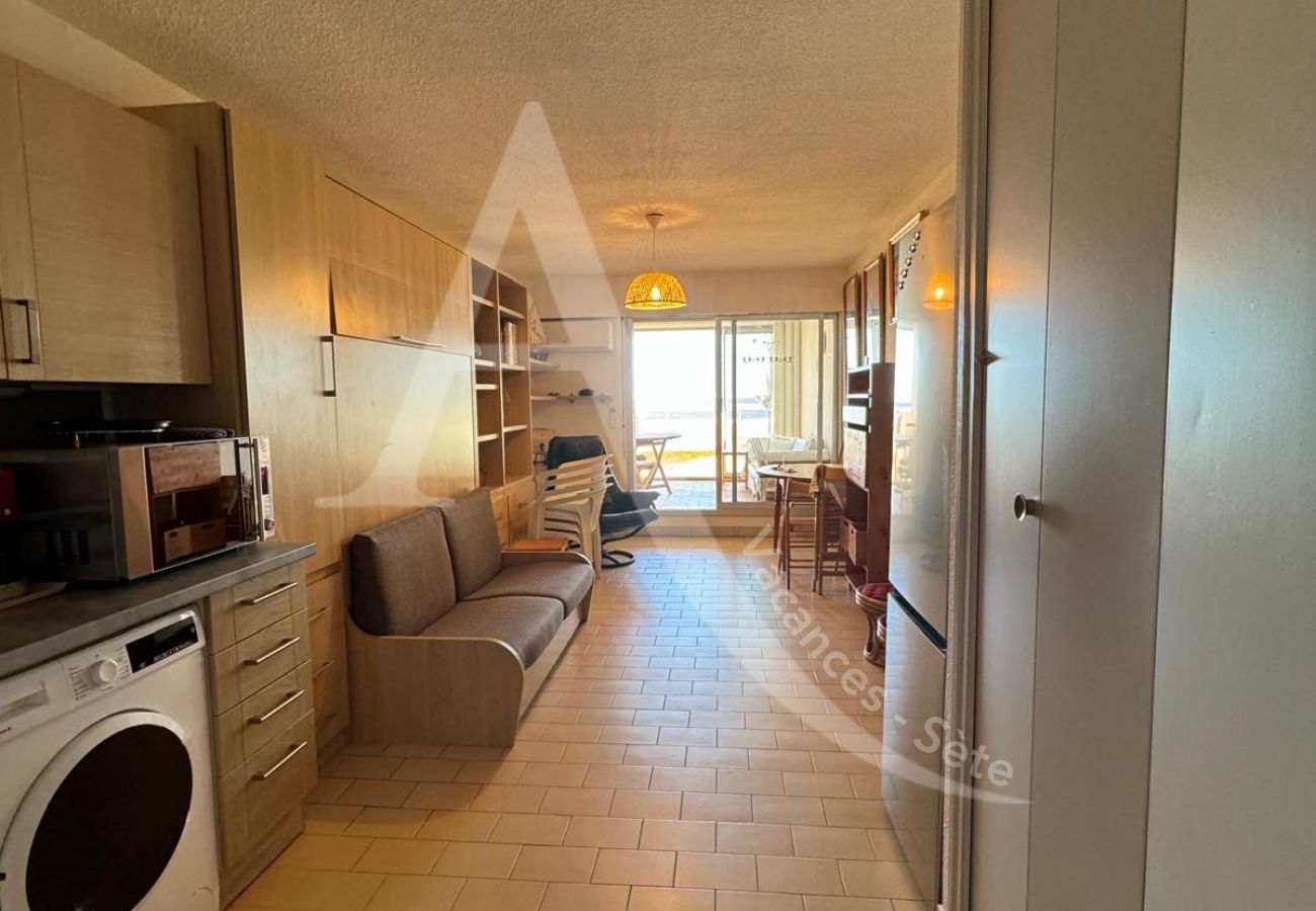 Studio in Sète - 054 / STUDIO CLIMATISÉ AVEC WI-FI ET PARKING Studio in Sète - 054 / STUDIO CLIMATISÉ AVEC WI-FI ET PARKING