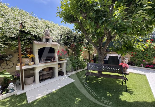 Villa in Sète - 005/ MAISON 6PERS, JARDIN ET WIFI Villa in Sète - 005/ MAISON 6PERS, JARDIN ET WIFI