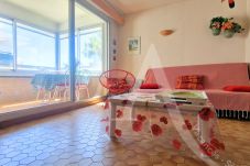 Apartment in Sète - 244 / T2 VUE MER, PARKING ET LOGGIA