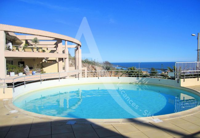 Apartment in Sète - 071 / T2 TERRASSE ET PARKING  Apartment in Sète - 071 / T2 TERRASSE ET PARKING