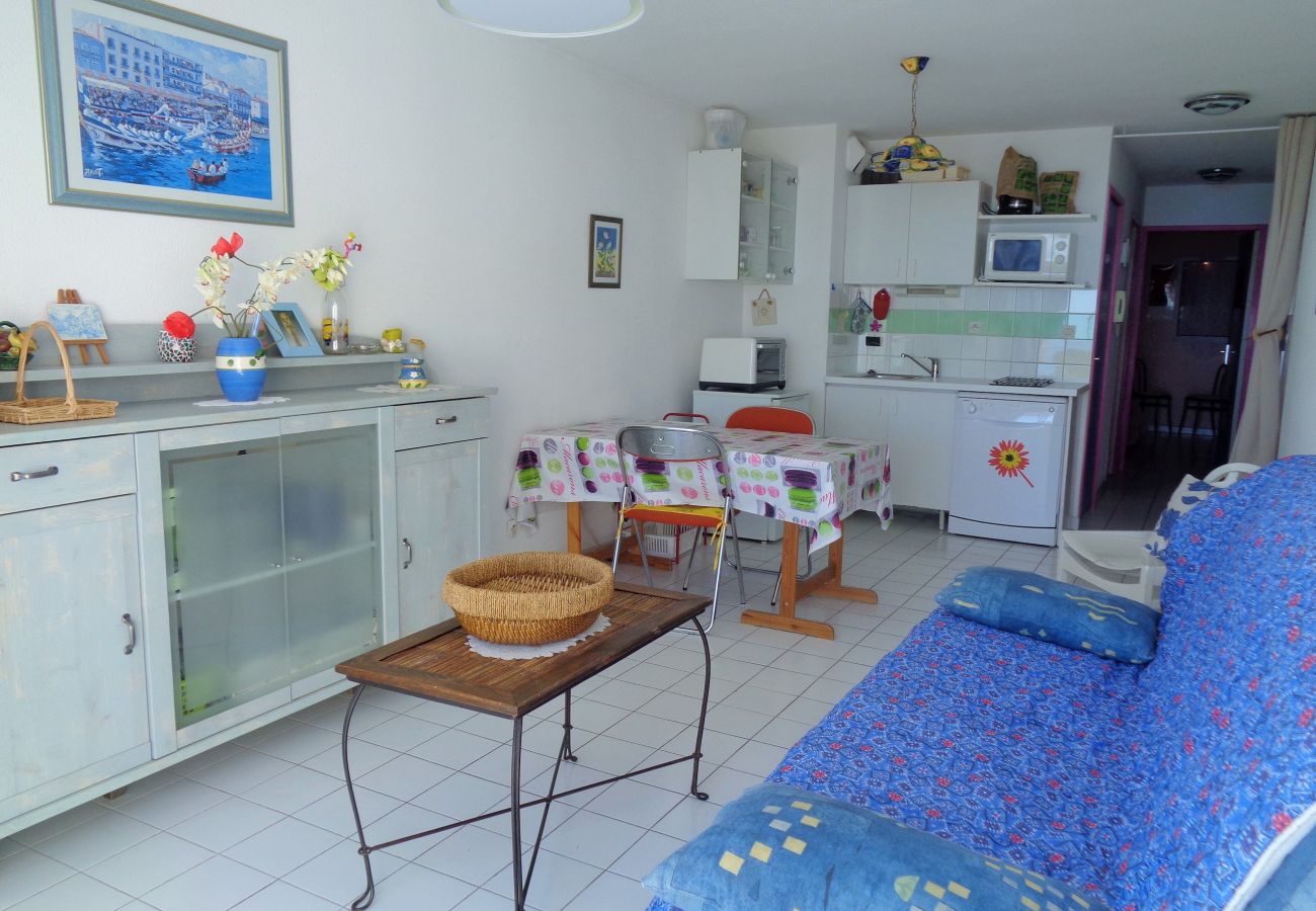 Apartment in Sète - 071