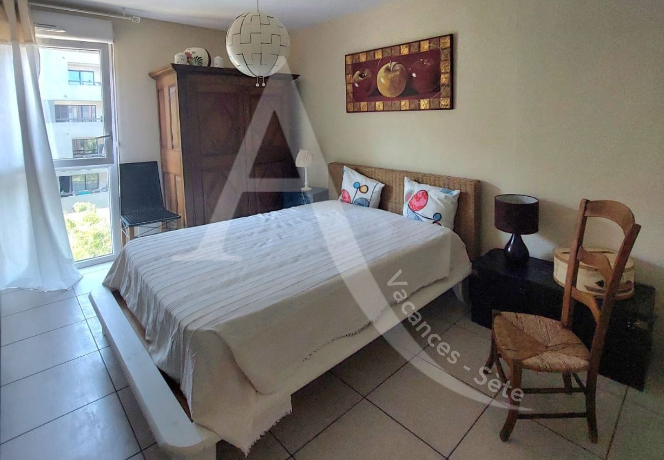 Apartment in Sète - 035 / T2 CLIM, TERRASSE ET PARKING Apartment in Sète - 035 / T2 CLIM, TERRASSE ET PARKING