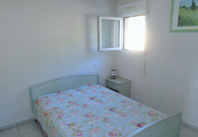 Apartment in Sète - 077