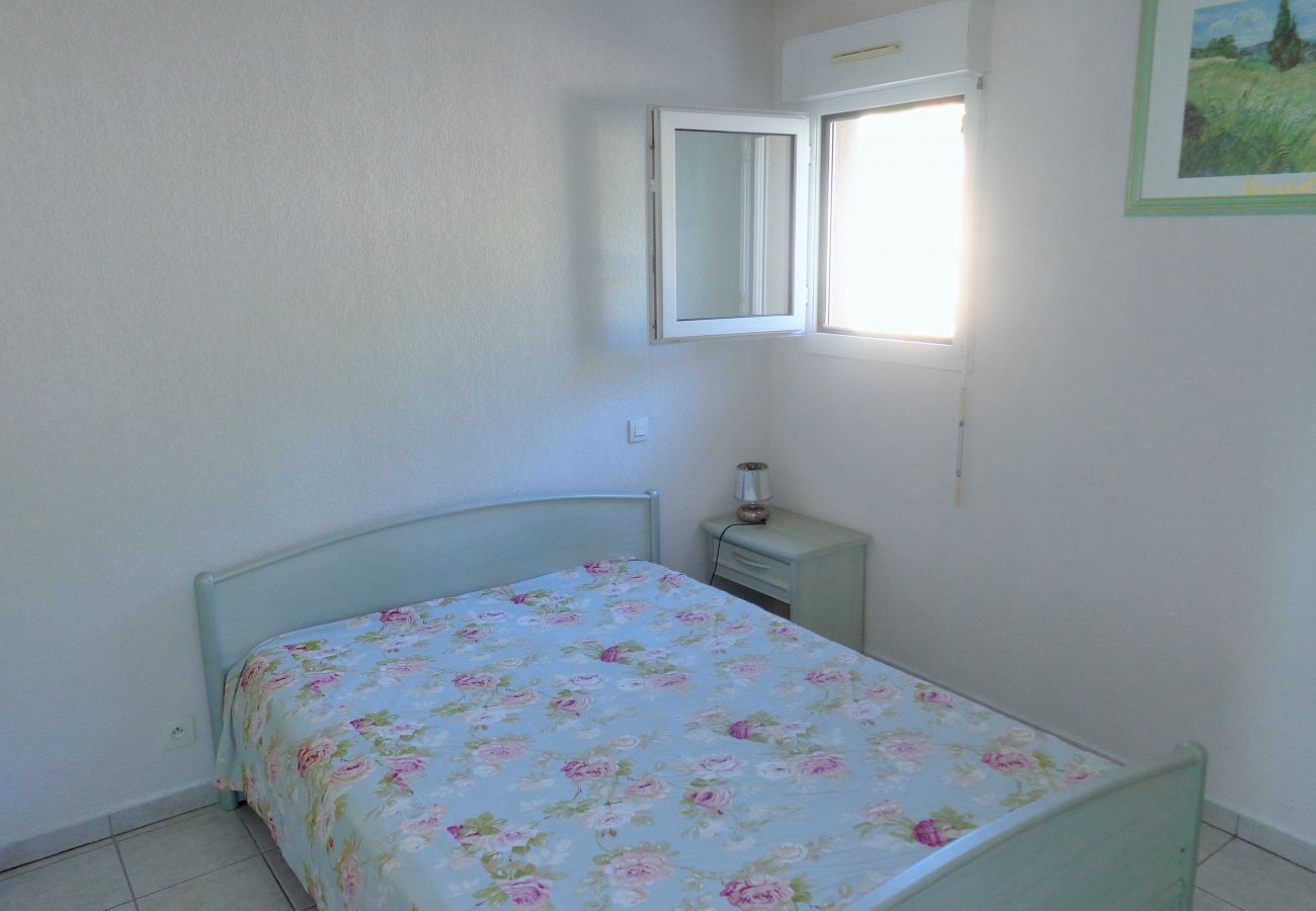 Apartment in Sète - 077