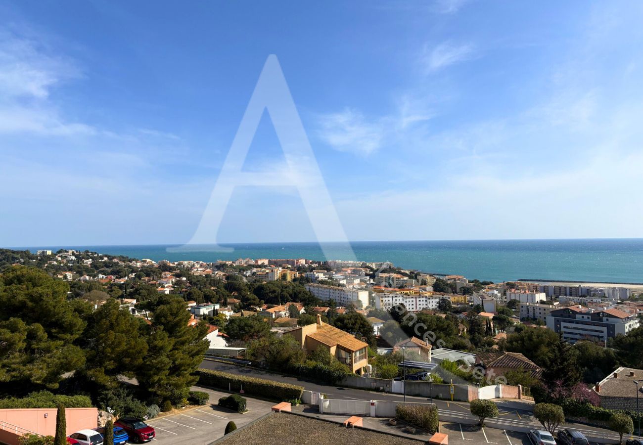 Apartment in Sète - 077 / T3 VUE MER AVEC PISCINE, PARKING ET GARAGE Apartment in Sète - 077 / T3 VUE MER AVEC PISCINE, PARKING ET GARAGE