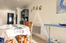 Apartment in Sète - 196 / T3 VUE MER AVEC PARKING