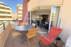 Apartment in Sète - 223 / T2 CLIMATISÉ AVEC PISCINE ET WIFI