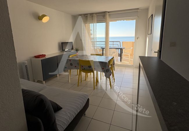 Apartment in Sète - 222 / T2 AVEC TERRASSE VUE MER ET PISCINE Apartment in Sète - 222 / T2 AVEC TERRASSE VUE MER ET PISCINE