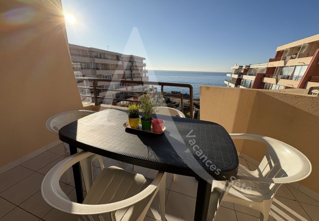 Apartment in Sète - 222 / T2 AVEC TERRASSE VUE MER ET PISCINE Apartment in Sète - 222 / T2 AVEC TERRASSE VUE MER ET PISCINE