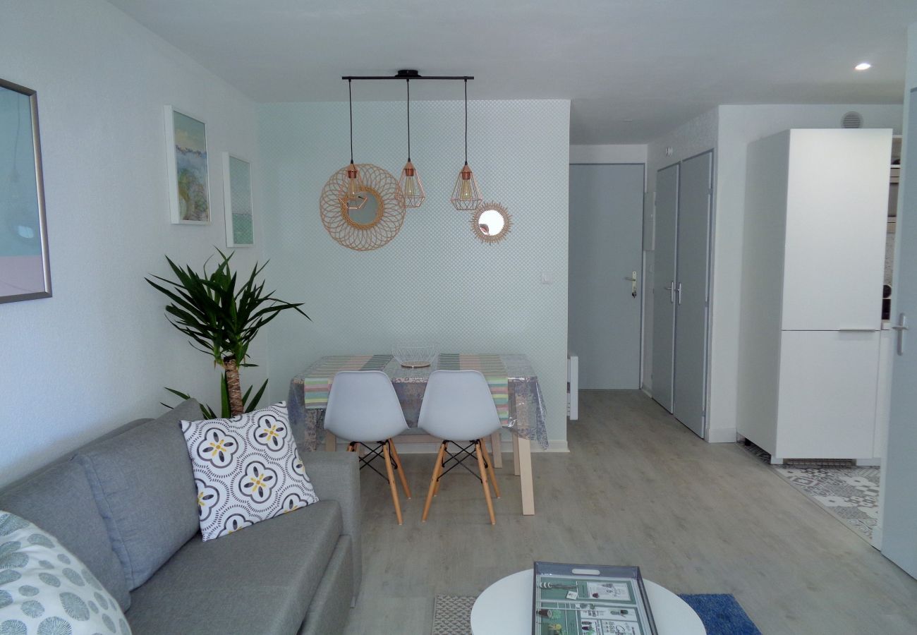 Apartment in Sète - 207
