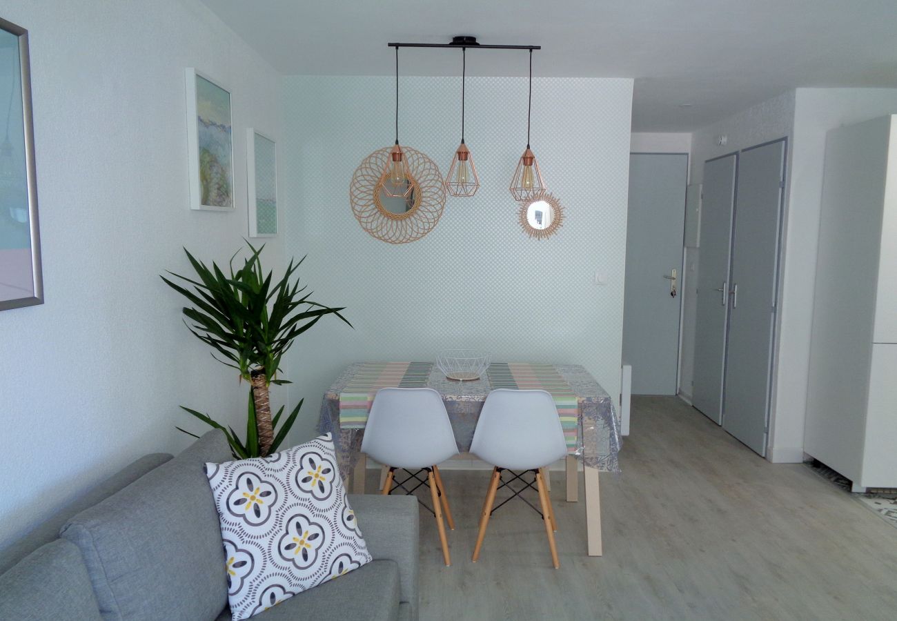 Apartment in Sète - 207