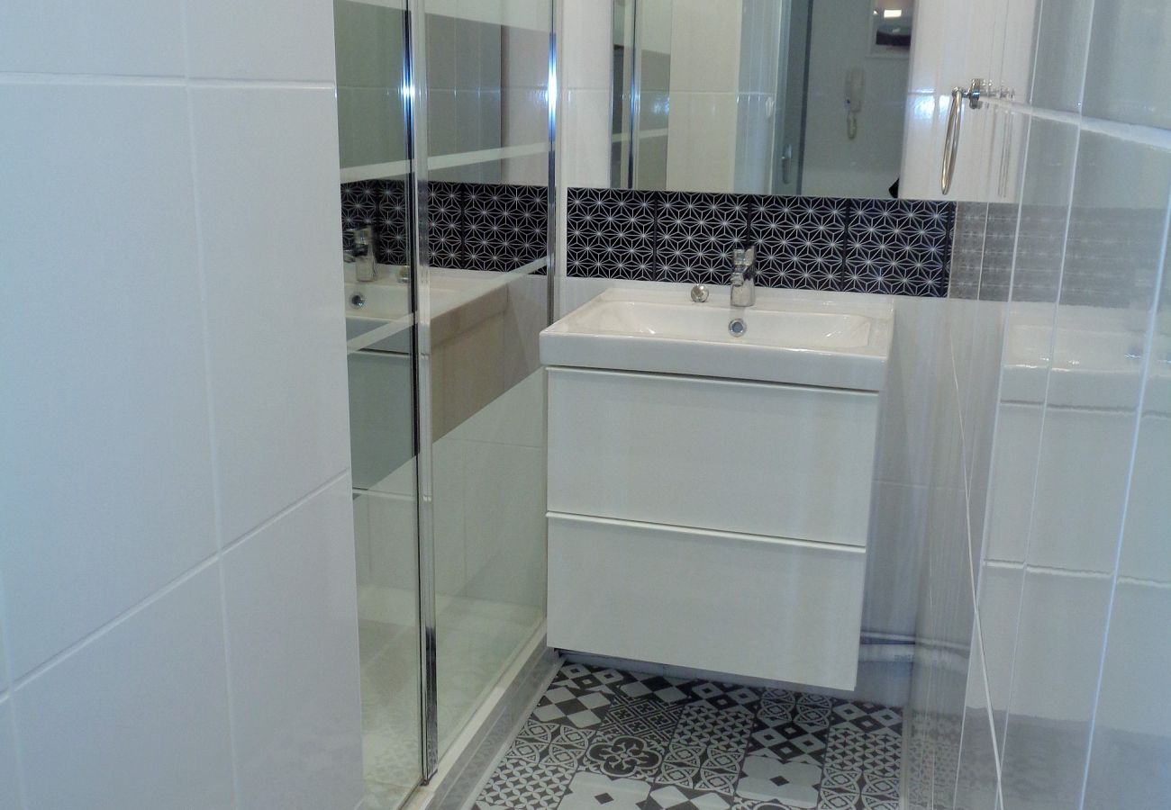 Apartment in Sète - 207