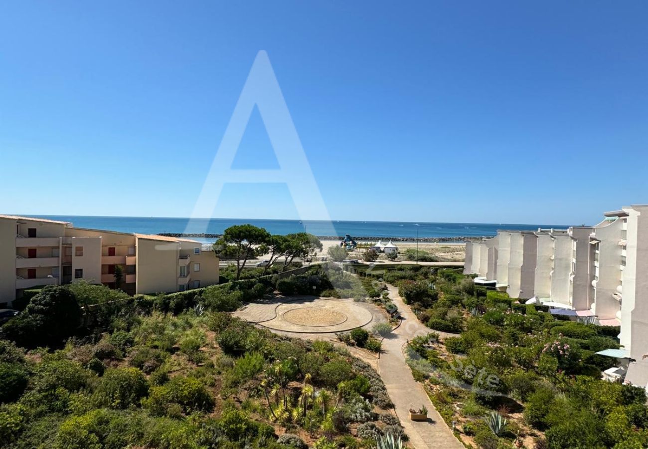 Studio in Sète - 103 / STUDIO AVEC PARKING FACE A LA MER
