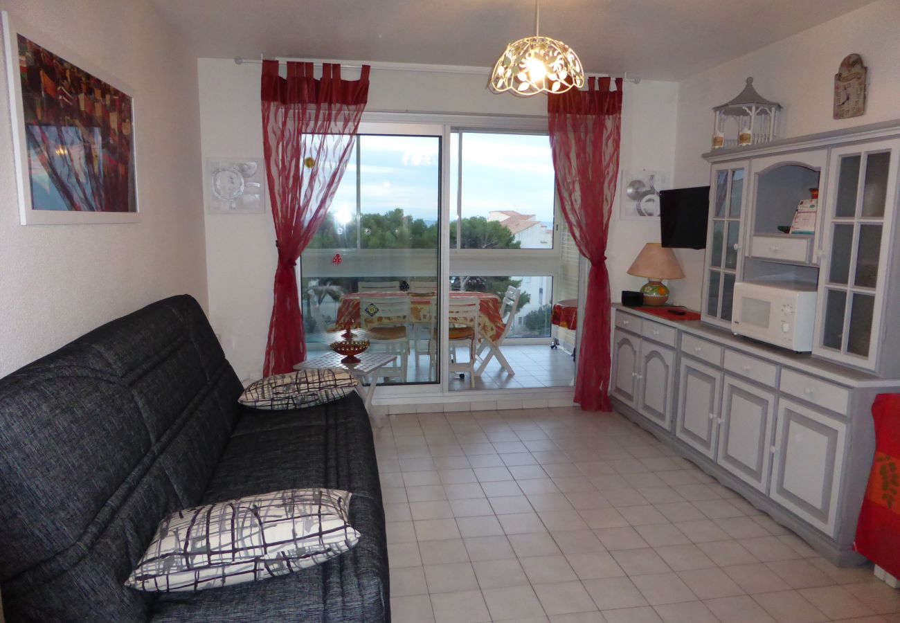 Apartment in Sète - 041