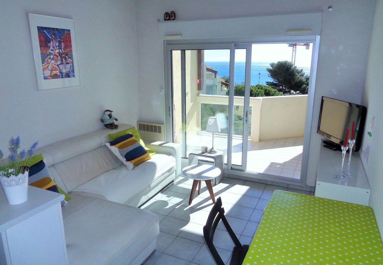 Apartment in Sète - 080