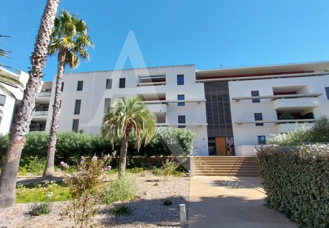 Apartment in Sète - 189 / T4 MODERNE, PISCINE ET PARKING Apartment in Sète - 189 / T4 MODERNE, PISCINE ET PARKING