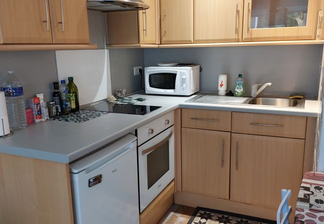 Studio in Sète - 030 / SPACIEUX STUDIO PROCHE MER AVEC WI-FI  Studio in Sète - 030 / SPACIEUX STUDIO PROCHE MER AVEC WI-FI