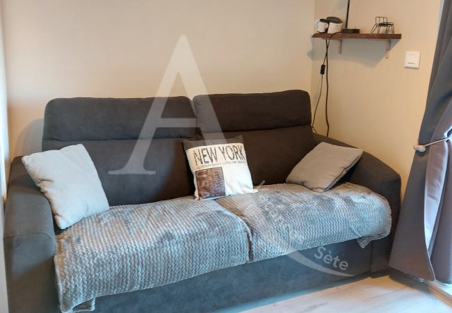Apartment in Sète - 432 / T2 AVEC PARKING, PISCINE ET CLIM SÉJOUR Apartment in Sète - 432 / T2 AVEC PARKING, PISCINE ET CLIM SÉJOUR