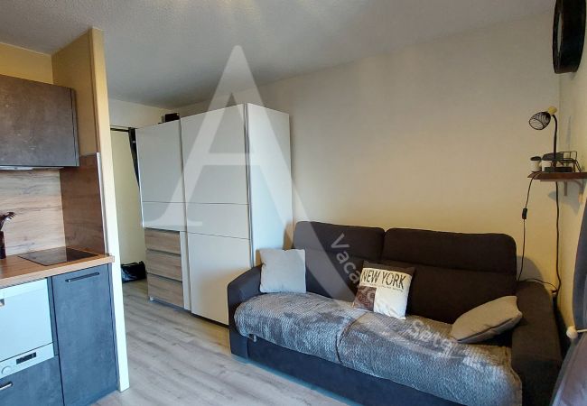 Apartment in Sète - 432 / T2 AVEC PARKING, PISCINE ET CLIM SÉJOUR Apartment in Sète - 432 / T2 AVEC PARKING, PISCINE ET CLIM SÉJOUR