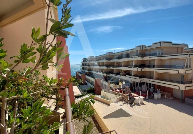 Apartment in Sète - 363 / T2 AVEC CLIM SÉJOUR ET PISCINE Apartment in Sète - 363 / T2 AVEC CLIM SÉJOUR ET PISCINE