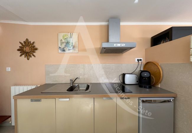 Villa in Sète - 061 / VILLA CLIMATISEE PISCINE PRIVEE ET WI-FI Villa in Sète - 061 / VILLA CLIMATISEE PISCINE PRIVEE ET WI-FI