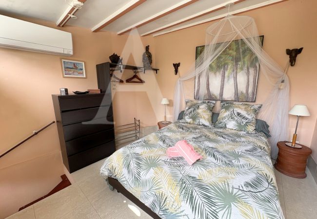 Villa in Sète - 061 / VILLA CLIMATISEE PISCINE PRIVEE ET WI-FI Villa in Sète - 061 / VILLA CLIMATISEE PISCINE PRIVEE ET WI-FI