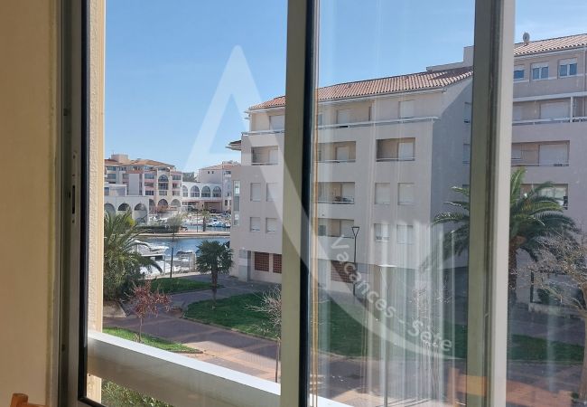 Apartment in Sète - 322 / T3 AVEC PARKING ET WI-FI Apartment in Sète - 322 / T3 AVEC PARKING ET WI-FI