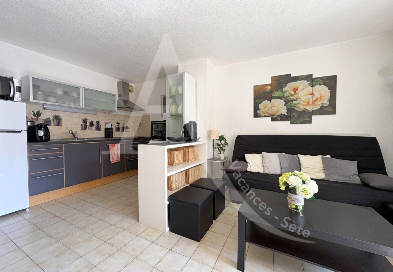 Apartment in Sète - 322 / T3 AVEC PARKING ET WI-FI Apartment in Sète - 322 / T3 AVEC PARKING ET WI-FI