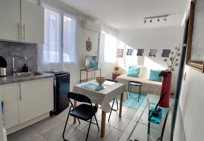 Apartment in Sète - 099