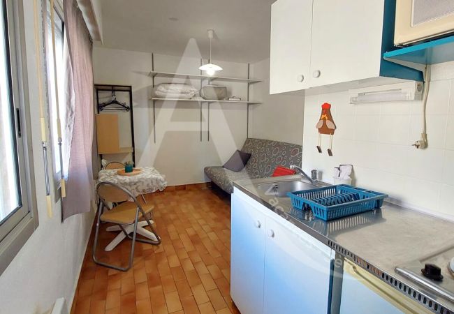 Studio in Sète - 239 / STUDIO ENTRE VIE DE QUARTIER ET PLAGES Studio in Sète - 239 / STUDIO ENTRE VIE DE QUARTIER ET PLAGES