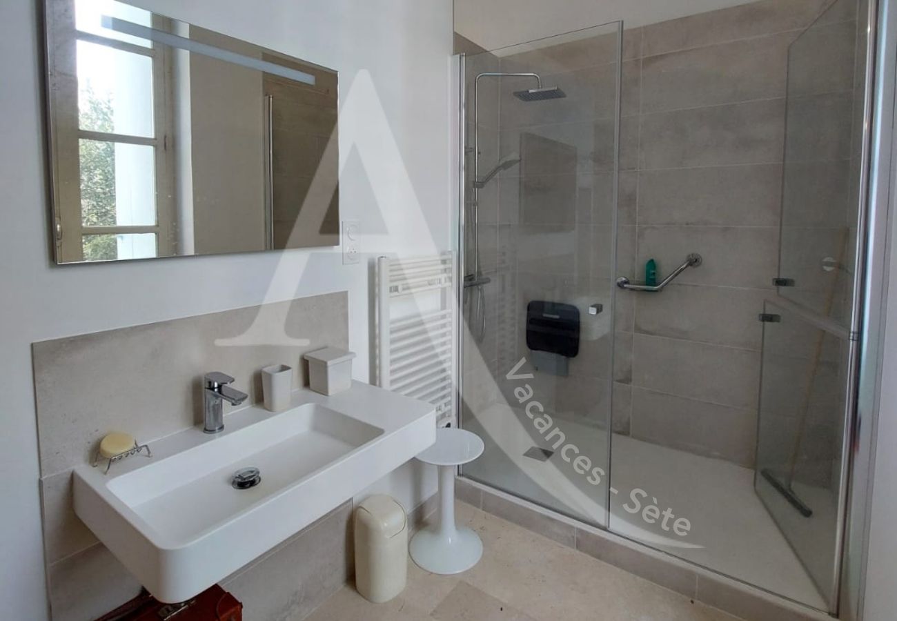 Villa in Sète - 510 / MAISON 10 PERS, PISCINE PRIVEE, WIFI Villa in Sète - 510 / MAISON 10 PERS, PISCINE PRIVEE, WIFI